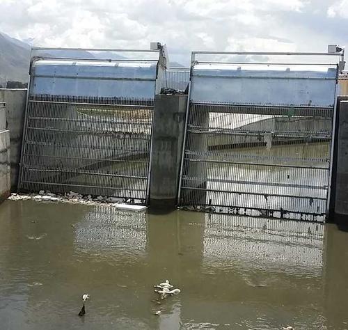 ����ʽ�ӵ�ˮ����ų��ۙC